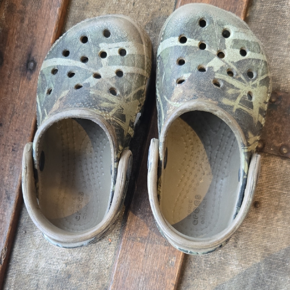 Toddler Kids Green Camo Sandals
